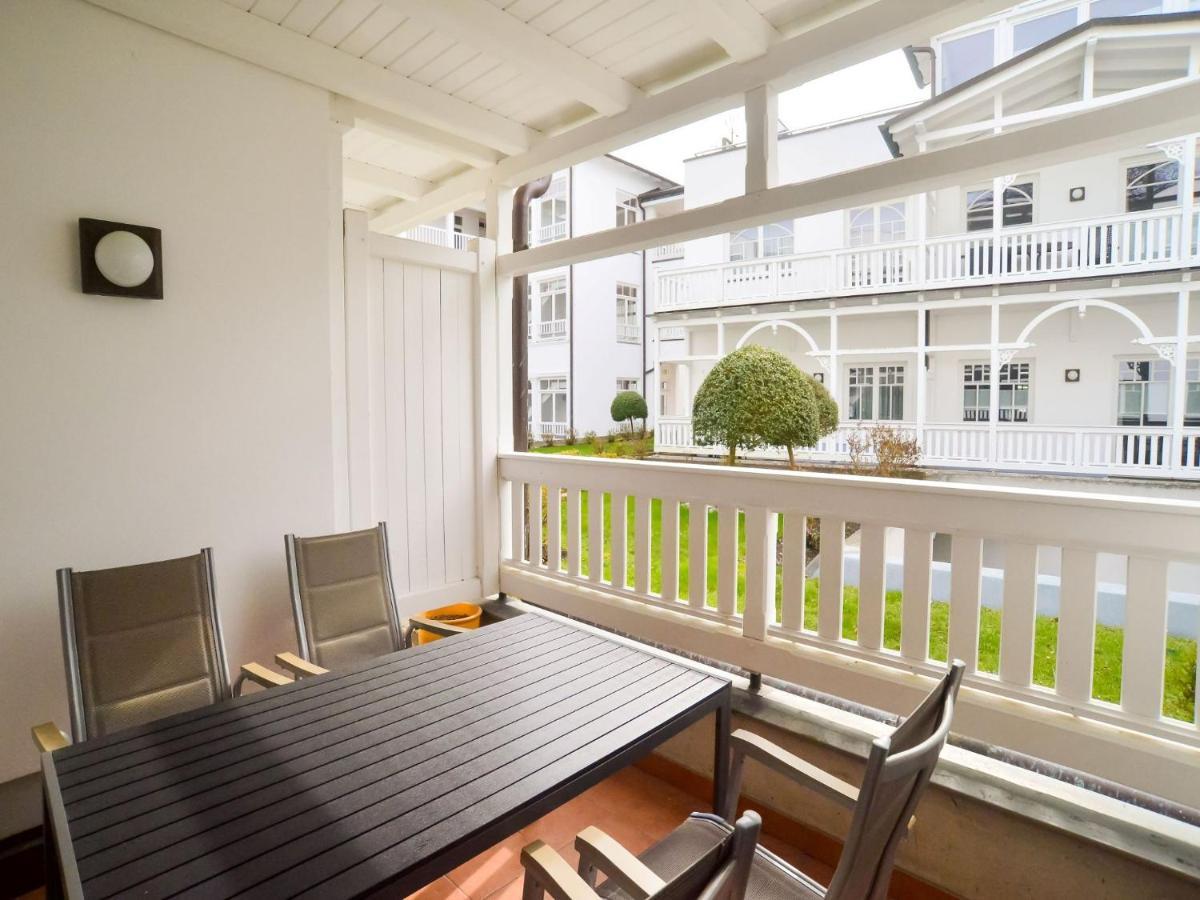 Strandvillen Binz - Ferienwohnung Mit 2 Schlafzimmern Und Balkon Ah-563 Ngoại thất bức ảnh