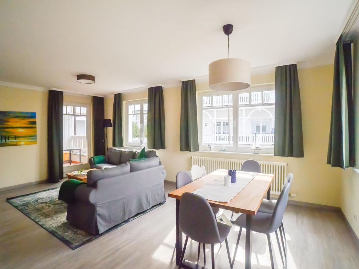 Strandvillen Binz - Ferienwohnung Mit 2 Schlafzimmern Und Balkon Ah-563 Ngoại thất bức ảnh